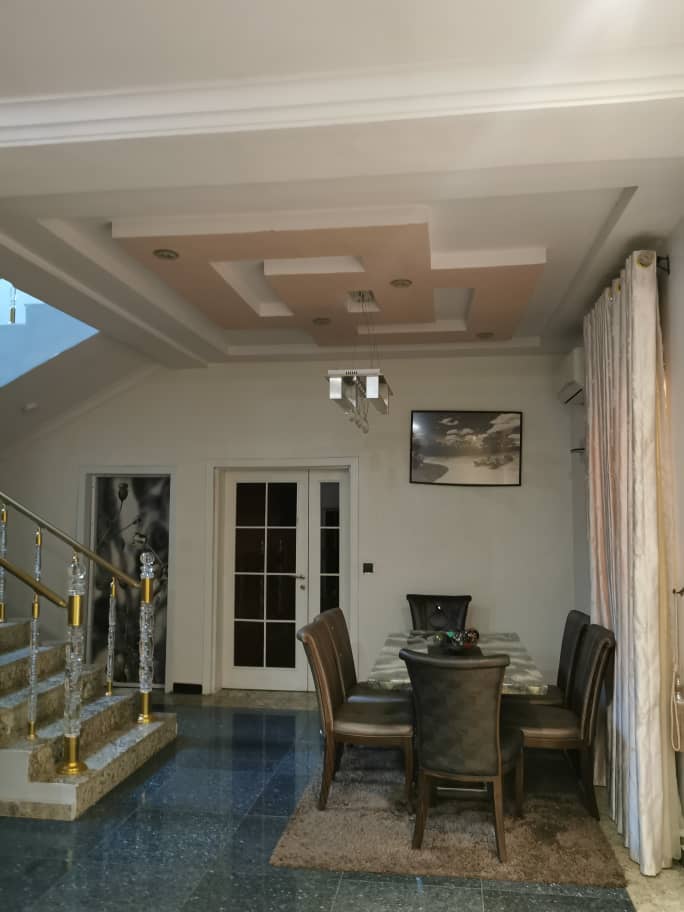 Gallery image 16